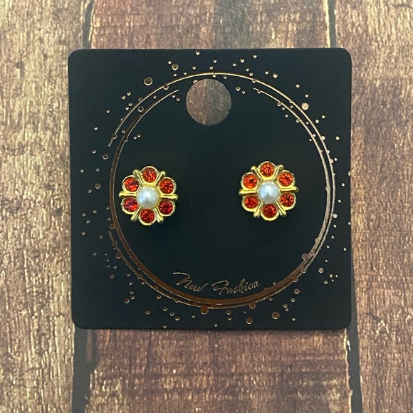 Gold and Red Floral Earrings - Picture 2 of 3